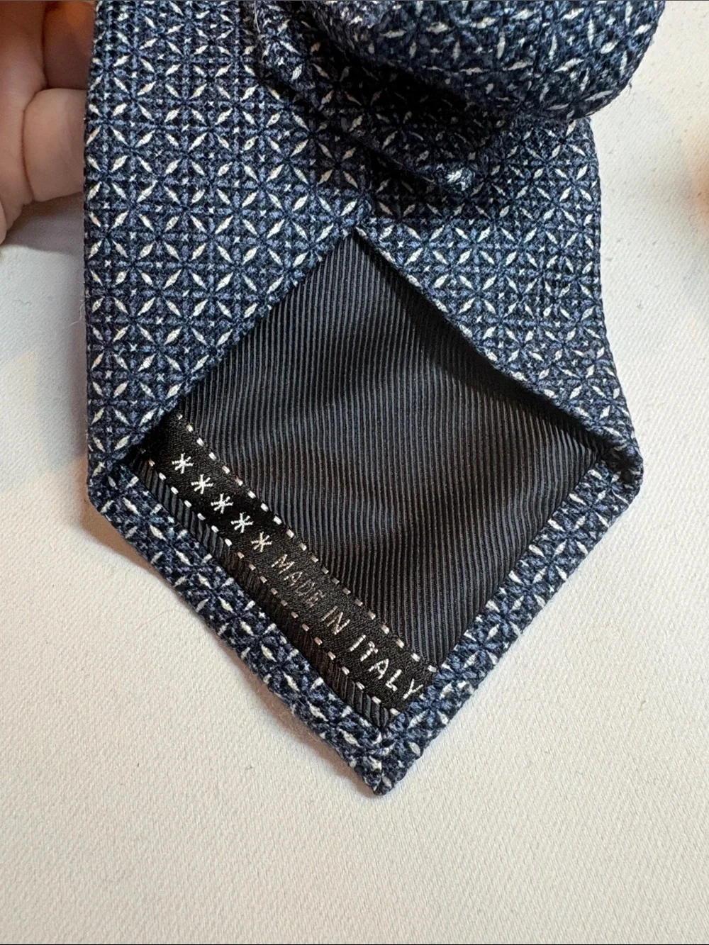 Ermenegildo Zegna Blue Black Patterned Silk Tie
